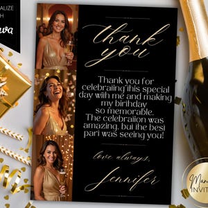 Può includere: Un biglietto di ringraziamento nero con testo dorato e foto di una donna in abito dorato. Il biglietto dice "Grazie" e include un messaggio personale e una firma. Sono visibili anche una confezione regalo dorata e una bottiglia di champagne.