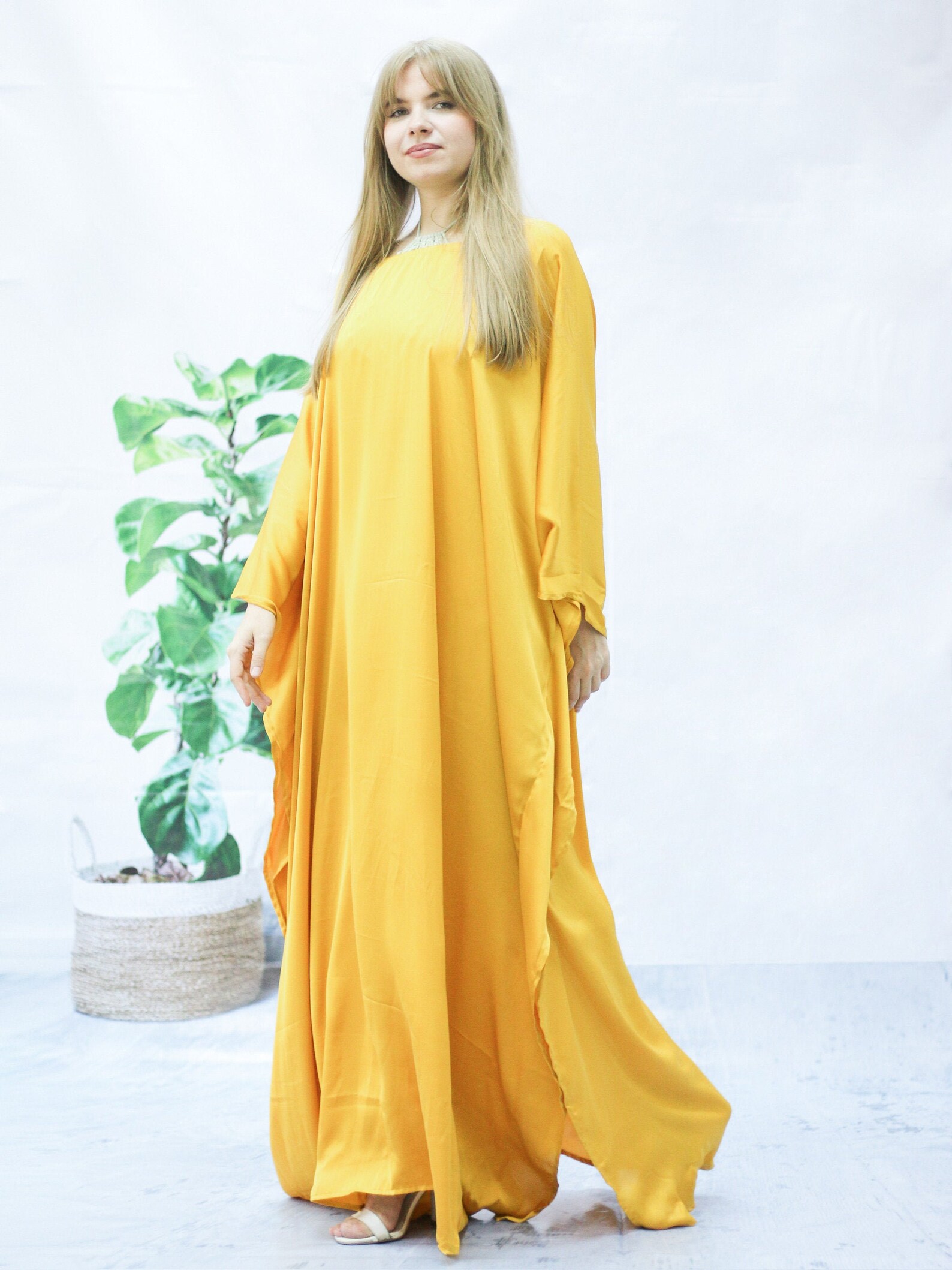 Gold Silk Kaftan Plus Size Gold Kaftan Gold Caftan Silk Yellow Etsy Norway