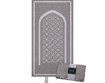 BAHĀ Portable Prayer Mat | Travel Prayer Mat, Foldable Prayer Mat for Muslims | Perfect Muslim Ramadan Gift | Eid Islamic Gift | Pocket Mat