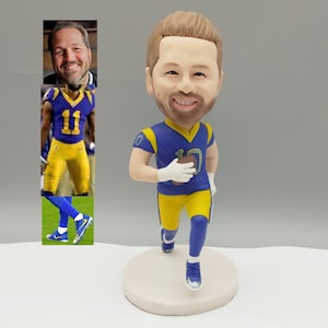Personalized bobbleheads, custom athlete bobbleheads, bobblehead gifts for most valuable player, custom sports bobblehead gifts for him