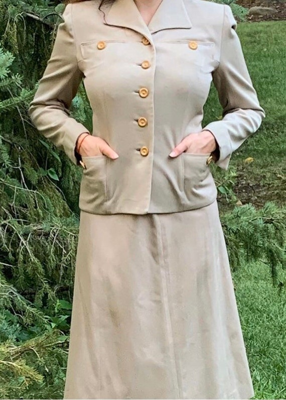 1940s Beige Suit with Unique Buttons