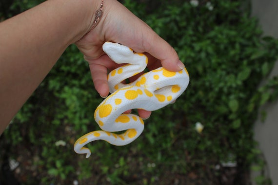 Realistic Snake Props