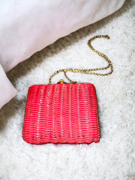 Vintage Red Wicker Purse With Gold Tone Chain