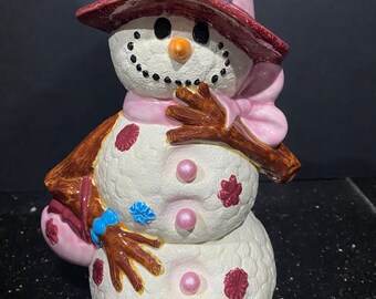 Figura rústica de mamá de nieve de cerámica hecha a mano
