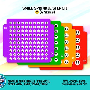 Może przedstawiać: Cztery różne rozmiary szablonów z uśmiechającymi się twarzami w kolorze fioletowym, zielonym, pomarańczowym i czerwonym. Szablony są przeznaczone do użytku z posypkami lub innymi małymi ozdobami. Tekst na szablonach brzmi "Smile Sprinkle Stencil (4 Sizes)".