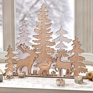 Alberi di Natale in piedi, cervi nella foresta svg, scena di renne di Natale, decorazione della foresta di Natale, file SVG di cervi, sagoma di cervi svg