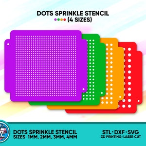 Puede incluir: Cuatro plantillas de diferentes tamaños para hacer patrones de puntos. Las plantillas son de color morado, verde, naranja y rojo. Las plantillas están etiquetadas como "Dots Sprinkle Stencil (4 Sizes)".