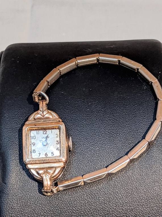 Vintage Bulova Womens Watch