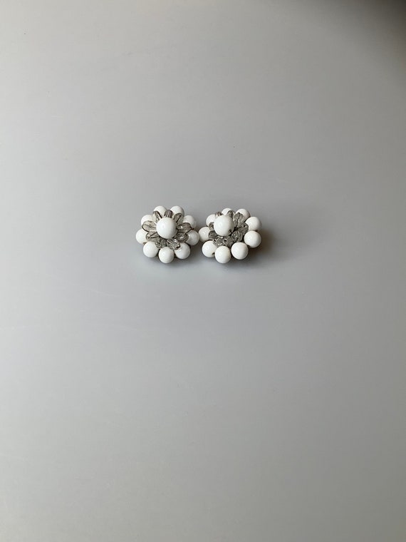 Vintage Milk Glass Earrings - image 3