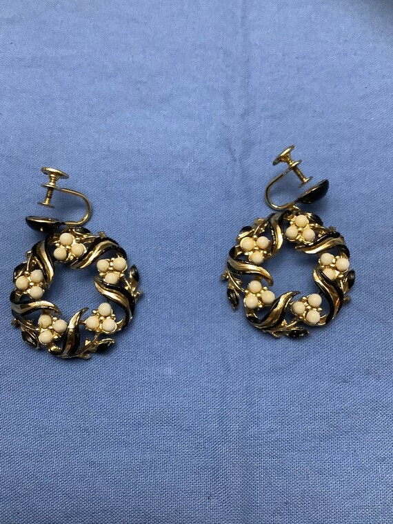 Vintage Coro Screw Back Dangle Earrings - image 2