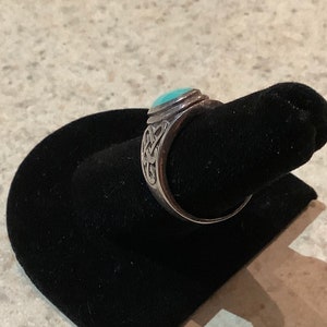 Vintage Sterling Silver and Turquoise Ring image 4