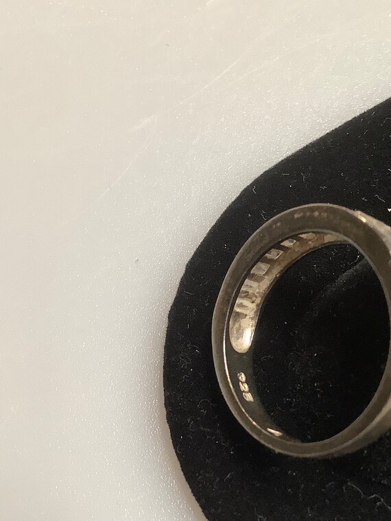 Avon Silver and Rhinestone Ring - image 5