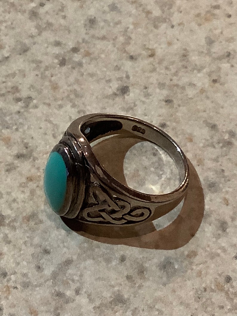 Vintage Sterling Silver and Turquoise Ring image 6