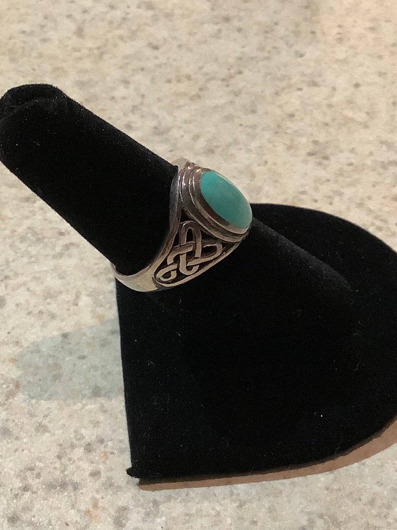 Vintage Sterling Silver and Turquoise Ring image 2