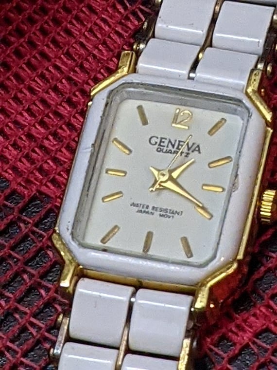 Vintage Geneva Women s Watch Gem