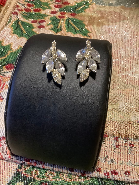 Vintage Rhinestone Leaf Clip On Earrings - image 1