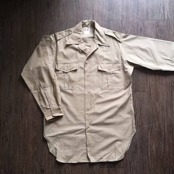 Circa 50s rare French army AFN m47 shirt / Made in France / beautiful soft biological fabric / Deadstock / vintage classic militaria