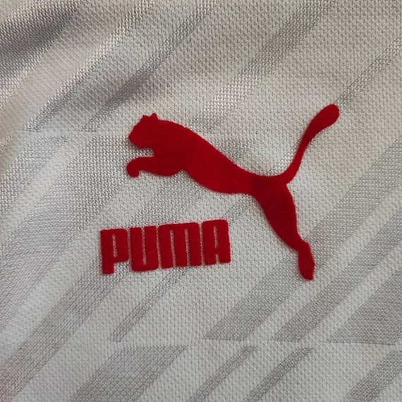 Puma top graphic design