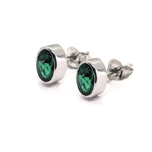 Echter Smaragd (Created) in Sterling Silber Bezel Set Ohrstecker - Mai Birthstone - Premium Edelstein Ohrringe