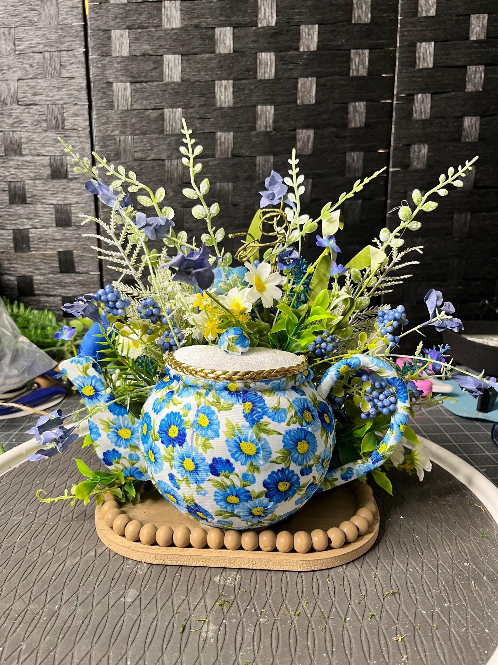 Teapot Spring Centerpiece, Floral Table Decor - Etsy