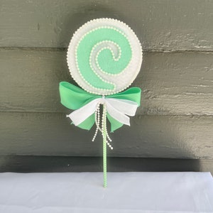 Lollipop wreath attachment, wreath attachment, Christmas wreath, candyland wreath, candy wreath attachment, lollipop