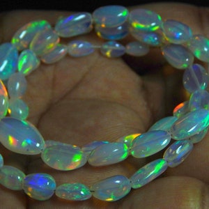 Äthiopische Opal Nugget Form glatte Tumble Perlen 4 x 7 bis 8 x 16. MM ca. Top-Qualität 8,5&quot; Zoll natürliche Top-Qualität Großhändler Preis.