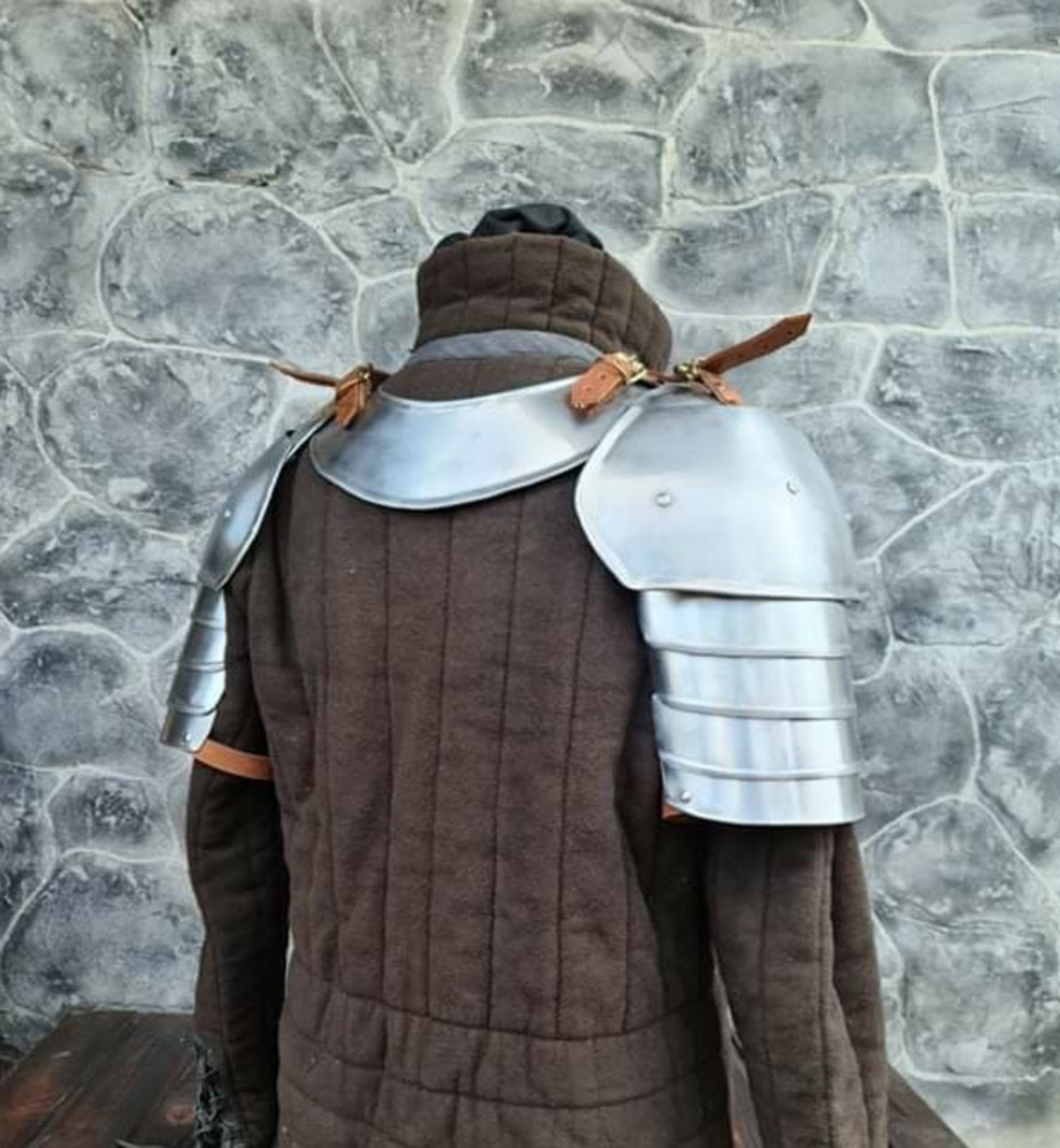 Set Pair of Pauldrons With Gorget Steel Larp Armor - Etsy