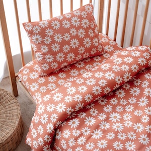 Toddler Bedding, Twin Bedding, Custom Size Duvet, Daisy Print, Kids Bedding, Baby Bedding, Baby Duvet Cover, Baby Gifts, Custom Size Bedding