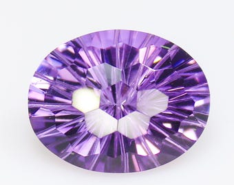Natural Amethyst Gemstone: 11.00 CT Oval Football Cut (17x13x10mm)