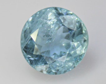 Faceted Round Aquamarine Gemstone: 2.65 Carats, 9x9x6 mm