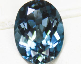 Natural London Blue Topaz Gemstone: 2.70 Carat Rectangle, 10x7x5 mm