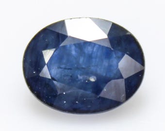 Faceted Oval Blue Sapphire: 3.17 ct Natural Gemstone