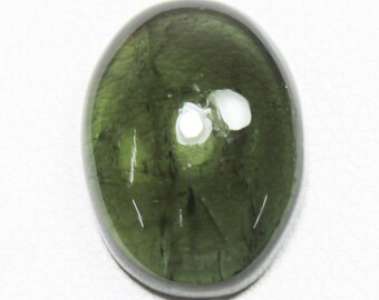 Green Tourmaline Cabochon: 8.50 Carat Oval Gemstone
