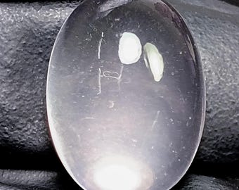 Oval Pink Rose Quartz Cabochon: 16.20 Carats for Jewelry Making
