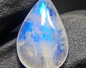 Pear Rainbow Moonstone Cabochon: 2.80 Carats, 12x8x4 mm, Jewelry Making