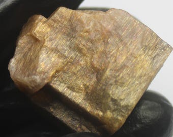Raw Orange Sunstone Piece: 40 Carats, Jewelry Making