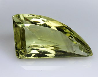 Canine Cut Lemon Quartz Gemstone: Faceted Yellow Jewelry Stone (20x12x8 MM, 11.50CT)