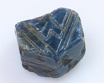 Natural Raw Sapphire Crystal: Rough Blue Gemstone, 26.00 CTS