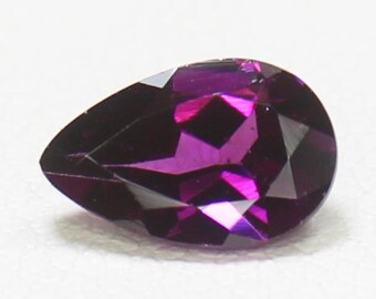 Pear Cut Rhodolite Garnet: Natural Pink Gemstone, 1.20 Carats