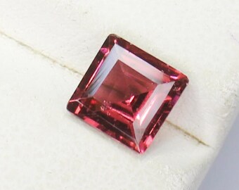 Faceted Red Garnet: 6x6mm Square Cut Loose Gemstone, 1.00 ct