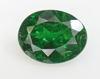 Natural Faceted Tsavorite Oval: Dark Green Gemstone, 1.70 Carats (8x6x4 mm)