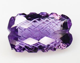 Purple Amethyst Carving: Natural Rectangle Cut Gemstone (11.45 CT, 19x12x8mm)