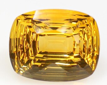 Natural Yellow Citrine Gemstone: 15.25 Carat Cushion Cut