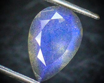 Faceted Black Labradorite Pear Cabochon: 4.30 Carats, 15x10x5 mm