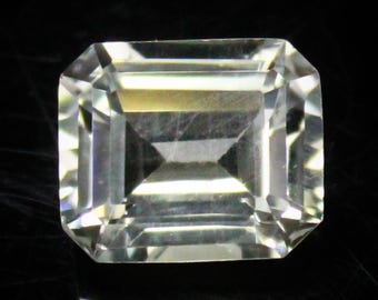 Faceted White Topaz: Square Gemstone, 6.50 Carats