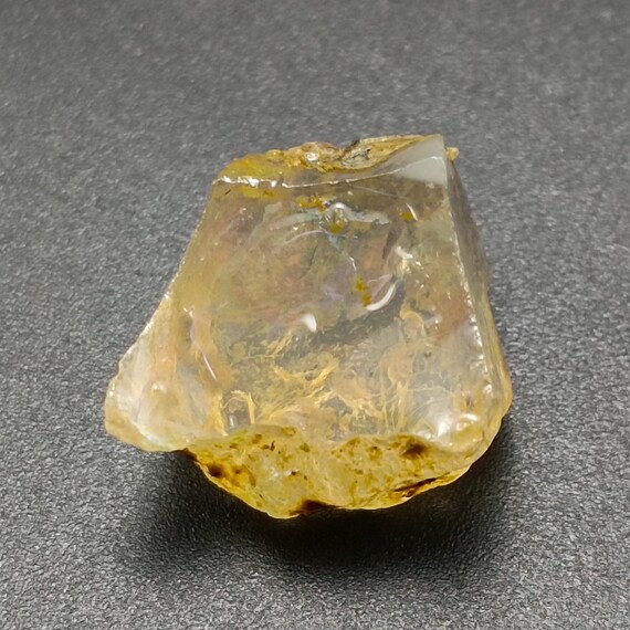 Natural Oil Ethiopian Opal Specimen, Rainbow Fire, Opal Rough (15x14x10 mm, 14.40 CTS)