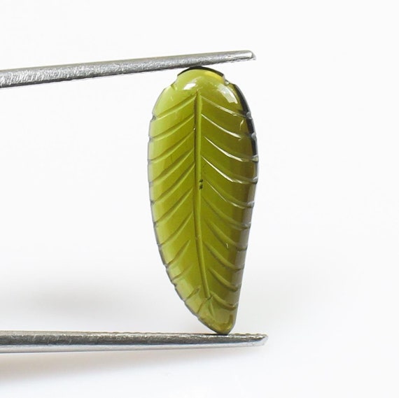 Green Tourmaline Leaf Carving: Natural Gemstone Pendant (20x8 MM, 4.70 CTS)