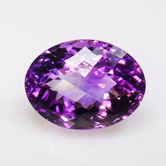 Oval Purple Amethyst Gemstone: Natural AAA+ Checker Cut (20x15x12 mm, 19.20 CT)