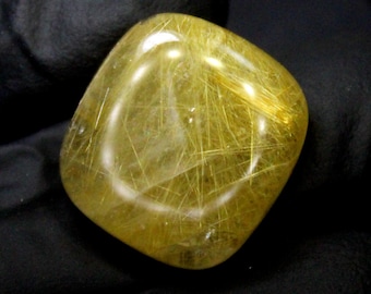 Golden Rutile Quartz Cabochon: Cushion Cut Gemstone, 20.50 Carats