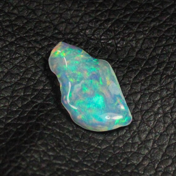 Natural White Fire Ethiopian Opal Polished Tumble For Jewelry Making And Collection 2.65 Carats Piece 19x11x3 mm Size In AAA+ Quality